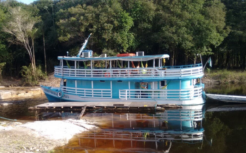Barco-Lady-Mara